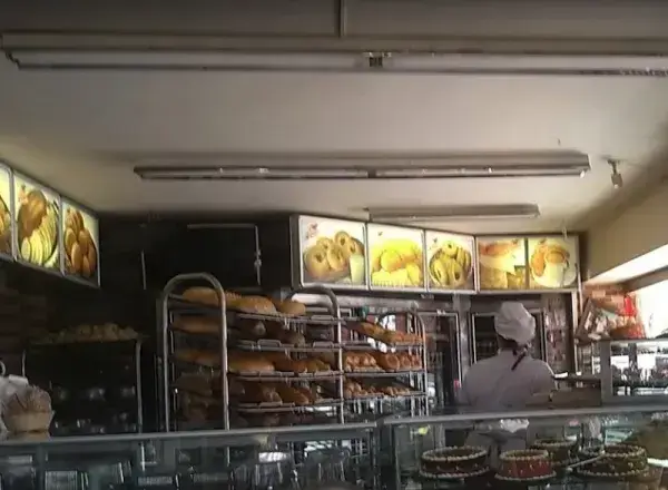 Panadería y Restaurante La California La Merced
