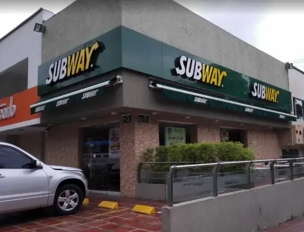 Subway La Flora