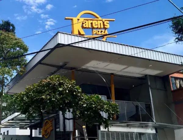 Karen's Pizza Av. Roosevelt