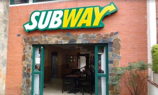 Subway Parque del Perro