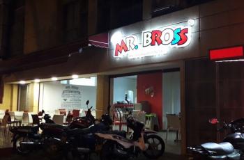 Restaurante Mr. Bross Limonar